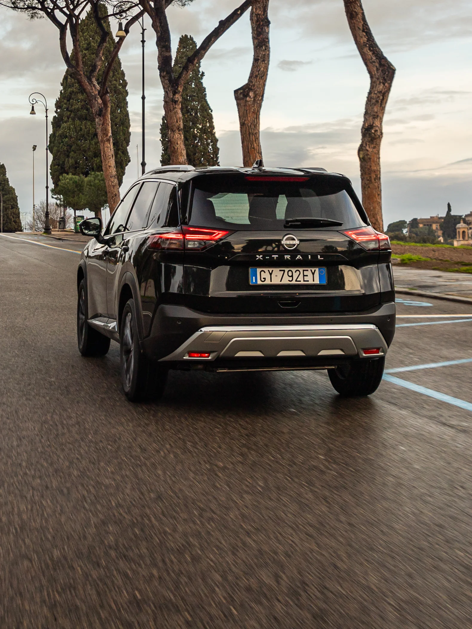 Nissan X-Trail - Foto 11